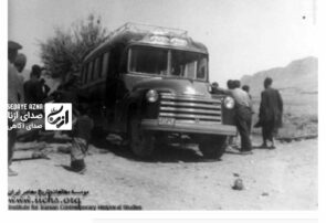 اولین خط اتوبوسرانی ازنا_اراک سال دهه ۳۰