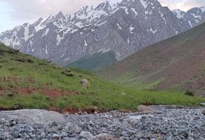 تصویری زیبا از اشترانکوه وکمندان زیبا